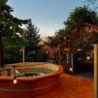 Cuvin में, होटल Vila cu Ciubar & Jacuzzi - Sunset Hill House