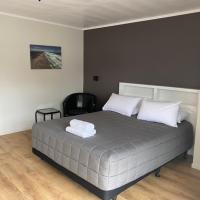 Wayfarer Motel: Kaitaia, Kaitaia Havaalanı - KAT yakınında bir otel