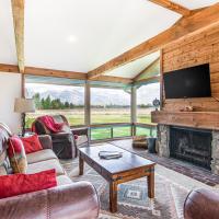 Golf Creek 32, hotel near Jackson Hole Airport - JAC, Teton Village