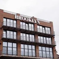 Brooklyn, Hotel in Jablunyzja