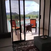 Belle Rose Vue guest house, hotell i Baie Sainte Anne