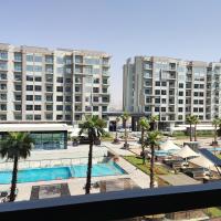 5*Amenities-2Br-15 min DxbApt,20min to Dubai Mall, отель в Дубае, в районе Аль-Авир