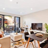 Jewel on Jubilee - New 1 Bed Apt with Parking, hotel in Port Adelaide