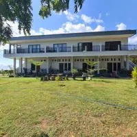 Merpati inn hotel, hotel v destinaci Dompu