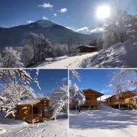 Camping, Hôtel De Plein Air Les Cariamas, hotel en Chateauroux-les-Alpes