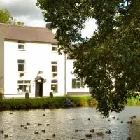Fitzwarine House Whittington, hôtel à Whittington