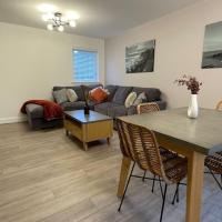 Harbourside, Luxurious Elegant Holiday home with Bike store - Sleeps 6