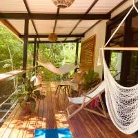 NOSOTROS Playa Maderas - Surf House & Casitas, hotel u gradu El Plantel