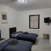 Place to sleep - Kassel: Direkt an der Uni, hotel en Nord-Holland, Kassel