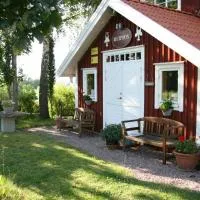 Hornborgasjöns Stugby, hotelli kohteessa Bjällum