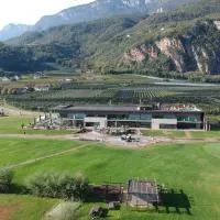 The Lodge Sporthotel - Golfclub Eppan, hotelli kohteessa Appiano sulla Strada del Vino