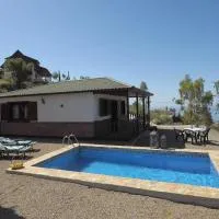 Cozy House with Private Pool (Lago), hotel i Arenas