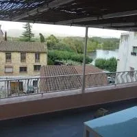 Casa acogedora con barbacoa, hótel í Miravet