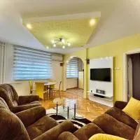 Lux Apartman Cvetkovic, hotel v mestu Kraljevo