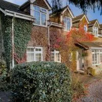 Wye Valley near Tintern Abbey Charming cottage within farmhouse Rocklea Farm,Broadstone, Trellech Monmouthshire, hotell i Monmouth
