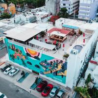Nomads Party Hostel, hotel in Downtown Cancun, Cancún