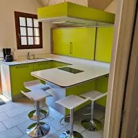 Appartement Boutx 4 PERSONNES, hotel a Boutx