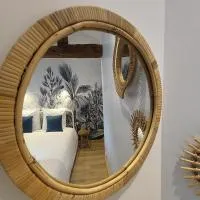 Chez Emma et Louise - Maison individuelle avec stationnement gratuit, hotel v mestu Mâcon