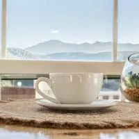 NEW! Boutique TinyHome w/Direct View of PikesPeak!, Hotel in Woodland Park