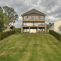 hotels in brighton mi with breakfast