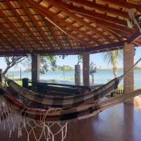 Rancho a beira rio 2-bedroom cottage, hotel di Juritis