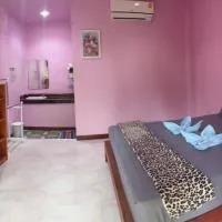 PK Family House, hotel a Ko Mook