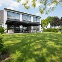De Slaapfabriek vakantiehuis en trainingslocatie، فندق في Teuge
