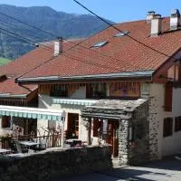 Auberge de Cassiel, hotel u gradu 'La Côte-dʼAime'
