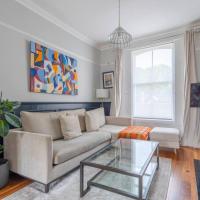 Stylish 2 Bedroom Home in Islington with Garden