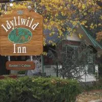 Viesnīca Idyllwild Inn and Strawberry Creek Inn pilsētā Idlvailda