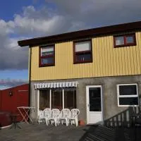 Húsid Guesthouse, Hotel in Reykholt