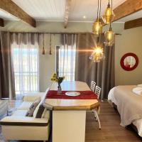 Eagleview Guesthouse, khách sạn ở Chanteclair, Hermanus