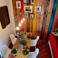 La Casa Junto al Sendero del Río & chimenea y leña incluida