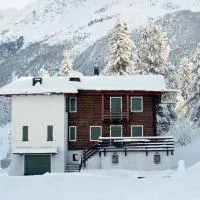 QC House - Chalet tra le alpi