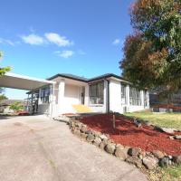 Frankston Beach House Staycation Pet Friendly Holiday House