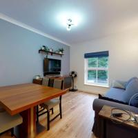 Lovely 2-bedroom flat with parking near Highgate、ロンドン、Highgateのホテル
