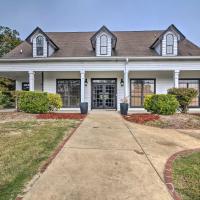 Starkvegas Clubhouse about 2 Mi to MSU Campus!, hotel near Golden Triangle Regional Airport - GTR, Starkville