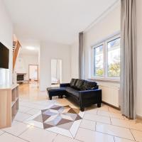 RAJ Living - 2 , 3 and 4 Room Apartments - 25 Min Messe DUS, hotel v destinácii Duisburg (Hochfeld)