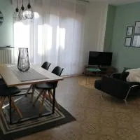 Casa vacanze Donatella、Carennoのホテル