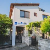 Ayios Mamas में, होटल Revecca House