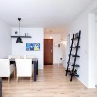 City view, bright & cozy - Free parking (A4), hotel a Reykjavík