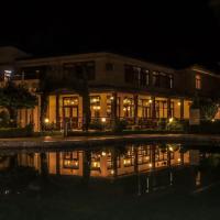 Bharatpur Garden Resort, hotel cerca de Aeropuerto de Bharatpur - BHR, Bharatpur