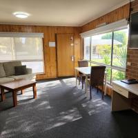 Country Roads Motor Inn Naracoorte, hotel near Naracoorte Airport - NAC, Naracoorte