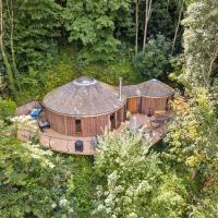 Finest Retreats - Woodpecker Luxury Treehouse Hideaway