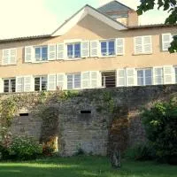 Le Montellier – hotel w mieście Blacé