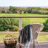 Aldinga Bay Bungalow Ocean View Retreat, hotell i Sellicks Beach