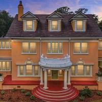 The Gator Manor – 6 Bedrooms Walk to UF / Stadium, hotel poblíž Gainesville Regional Airport - GNV, Gainesville