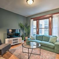 Cozy-Chic Home Walkable Area, Near Wrigley!