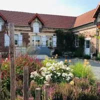 La Ferme du P'tit Colibri โรงแรมในGury