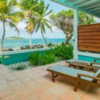 Tamarind Reef Resort Spa & Marina โรงแรมในคริสเตียนสเต็ด